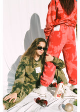 Load image into Gallery viewer, Green Dye 025
